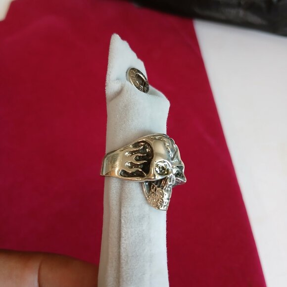 Skull Ring Sterling Silver.925 - Picture 4 of 4